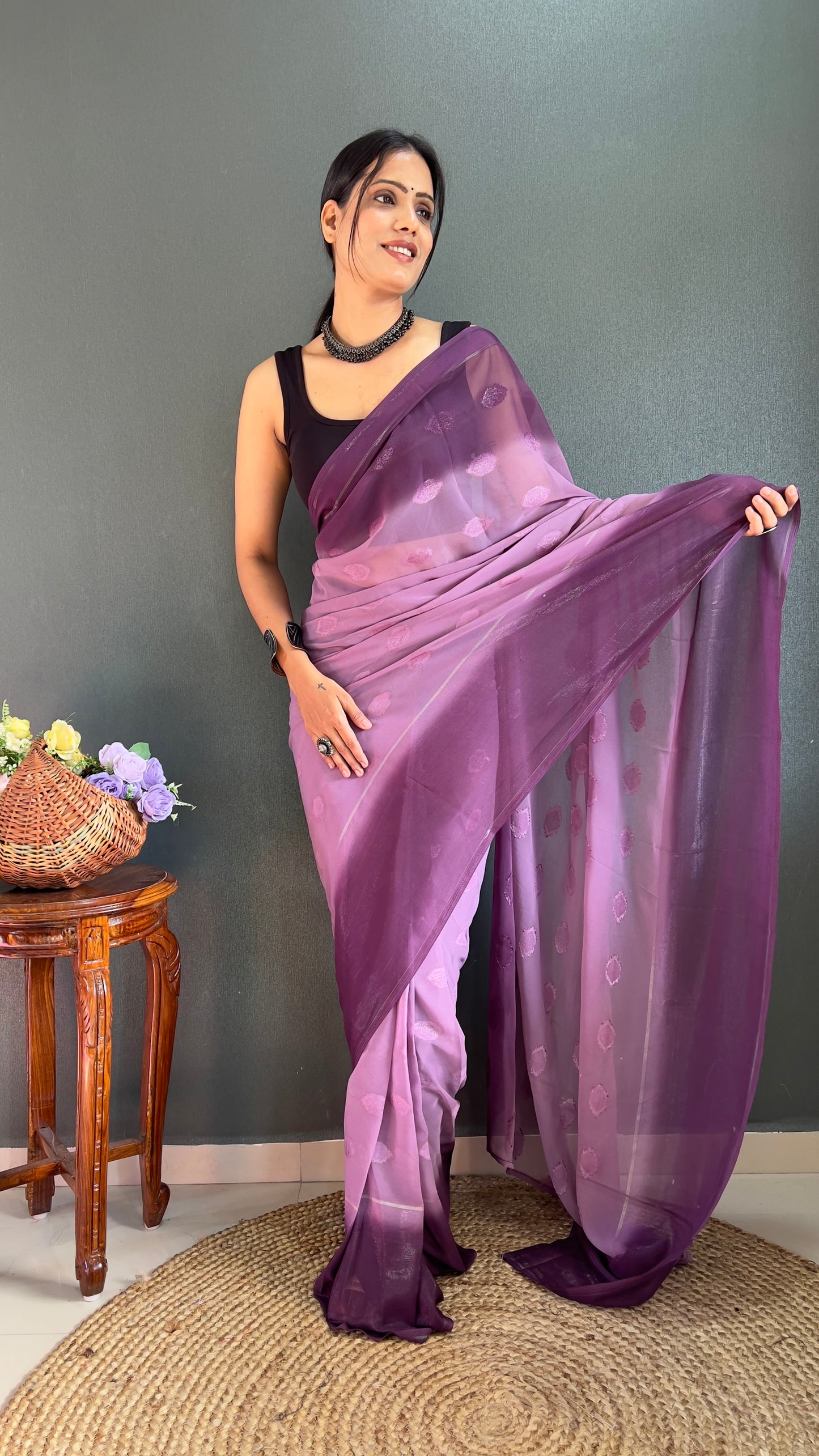 1  Min   Ready To Wear A Dark Lovender Padding Butta Saree With Blouse Piece