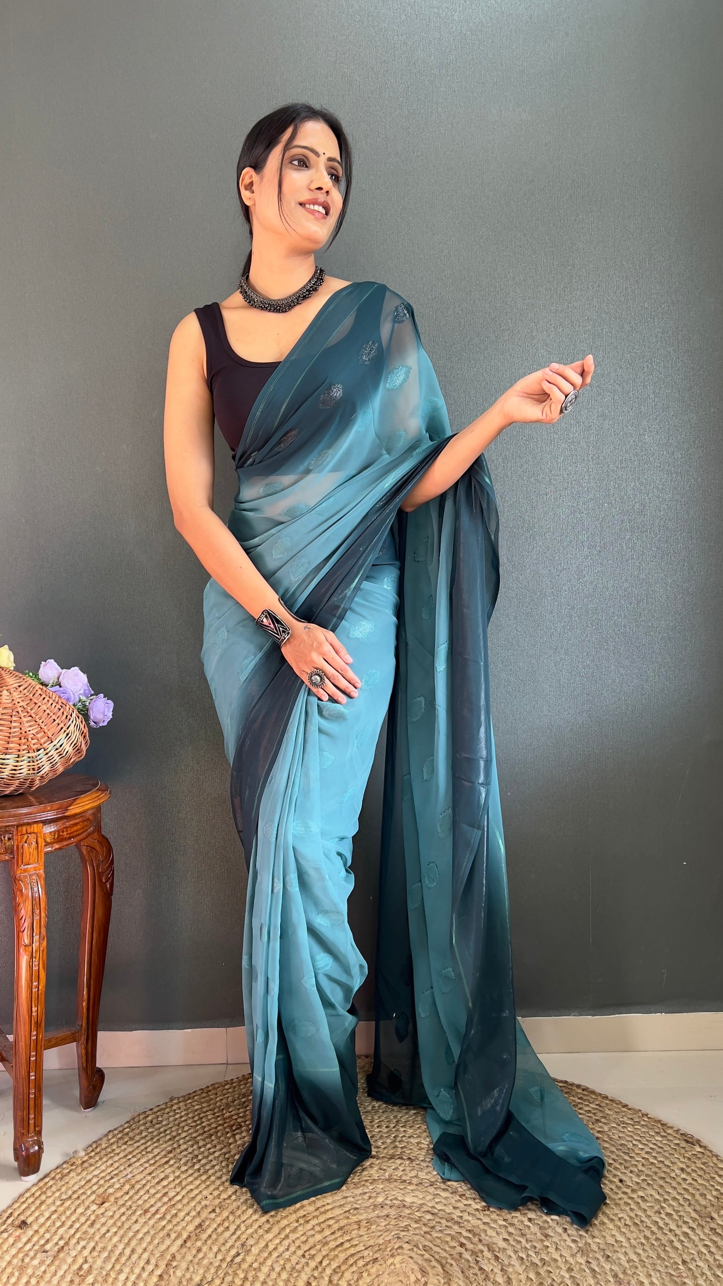 1  Min   Ready  To Wear A Sky Padding Butta Saree With Blouse Piece