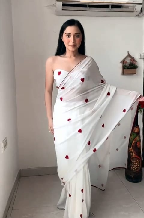 1 Min Ready To Wear Most Beautiful White Saree With Blouse Piece – Vrinda  Saree