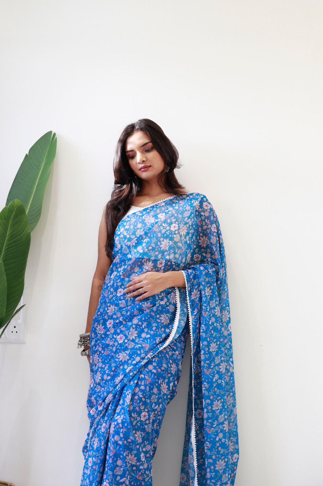 1   Min  Ready To Wear A Blue Floral Design Saree With Blouse Piece