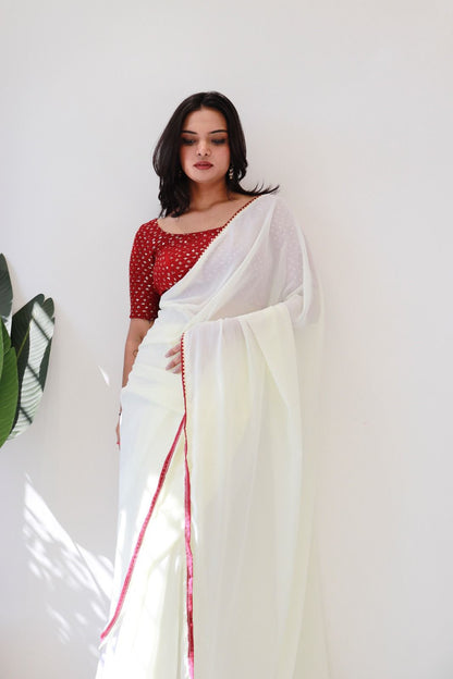 1   Min Ready To Wear A White Georgette Silk Saree With Blouse Piece