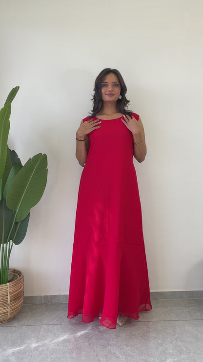 1   Min  Pre Draped Saree Gown Crush With Red Colour