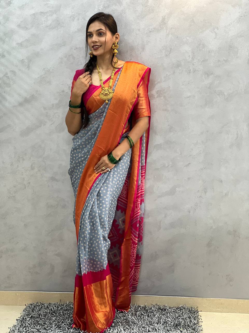 1 Min Ready To Wear Saree In Grey Bandhani Soft Chiffon With Blouse Piece