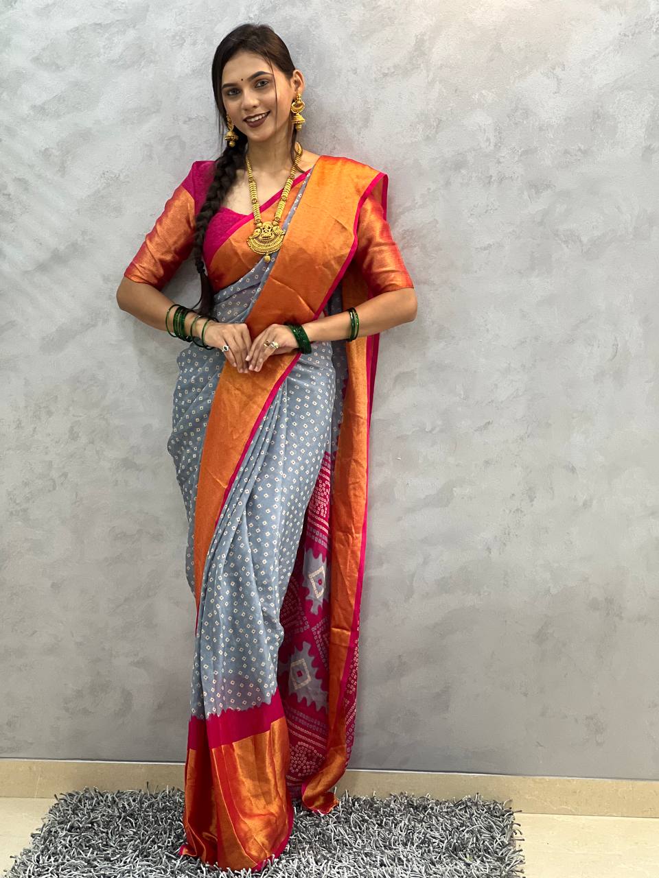 1 Min Ready To Wear Saree In Grey Bandhani Soft Chiffon With Blouse Piece